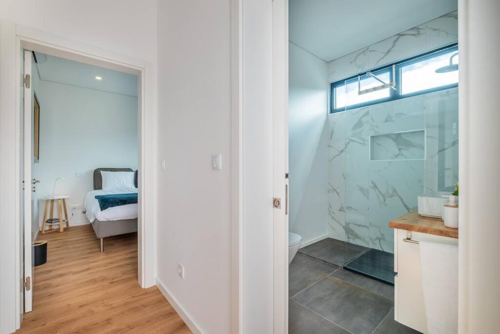 Holiday home Lotus House - Heated Pool & Jacuzzi Near The