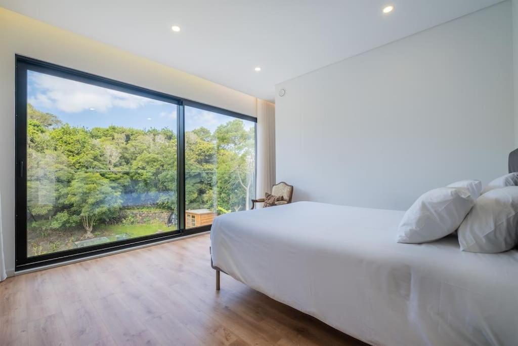 Lotus House - Heated Pool & Jacuzzi Near The