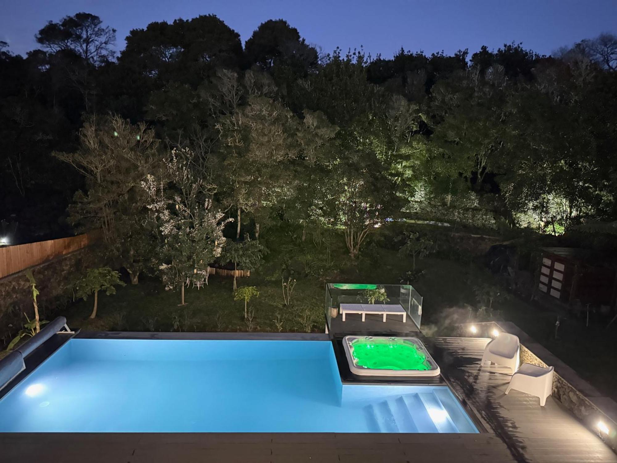 Lotus House - Heated Pool & Jacuzzi Near The Holiday home